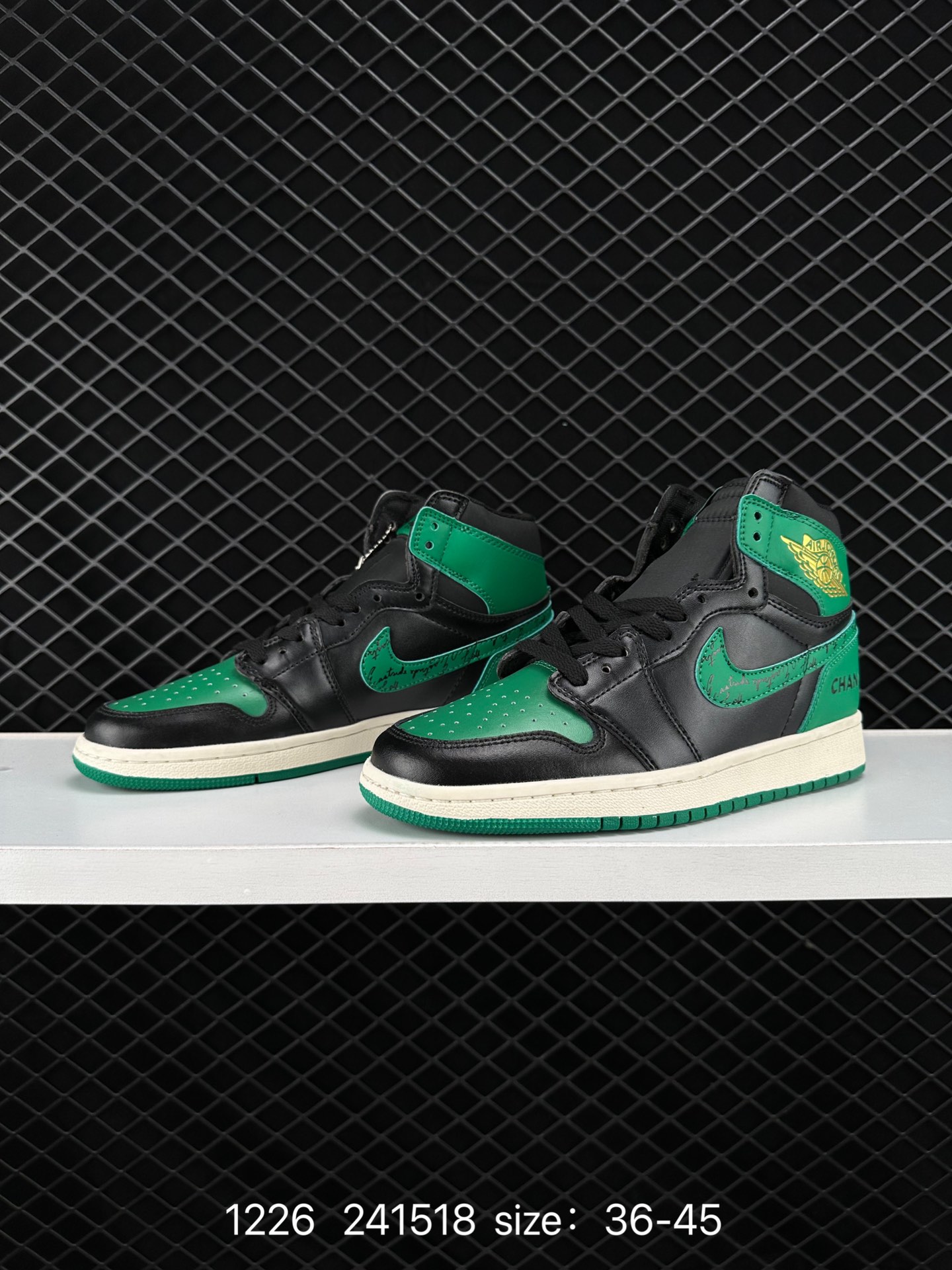 Nike Air Jordan 1 Retro High OG”Black/White“